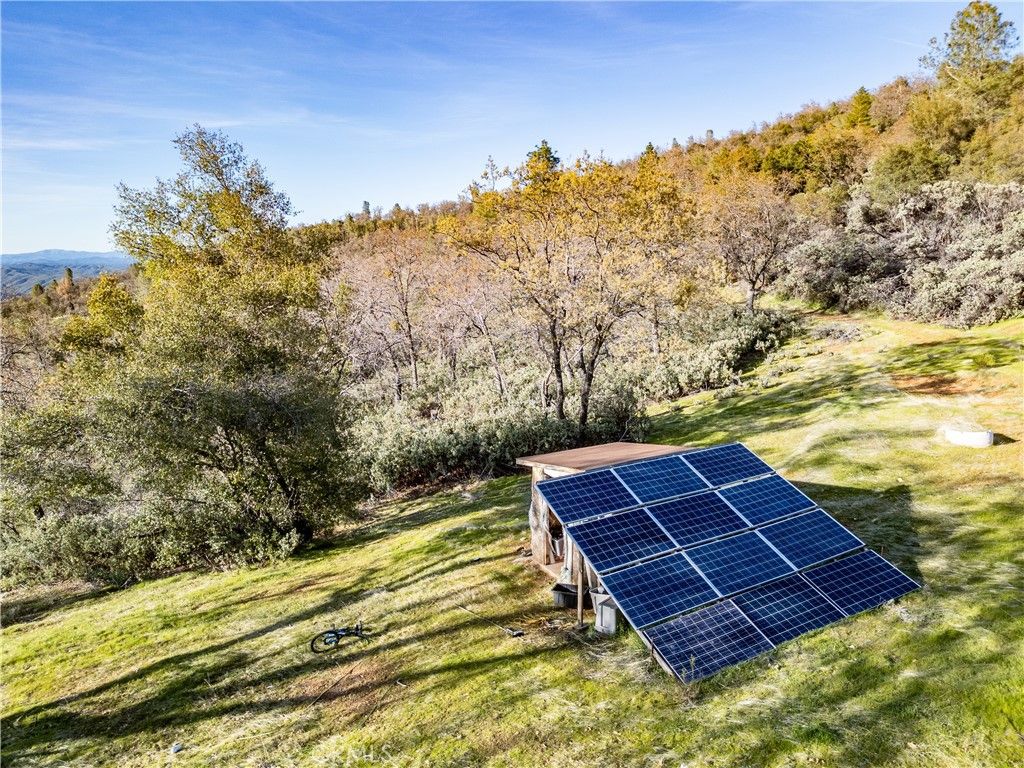 Image 4 of property listing at 5314 Wilderness View Drive, Mariposa, CA 95338