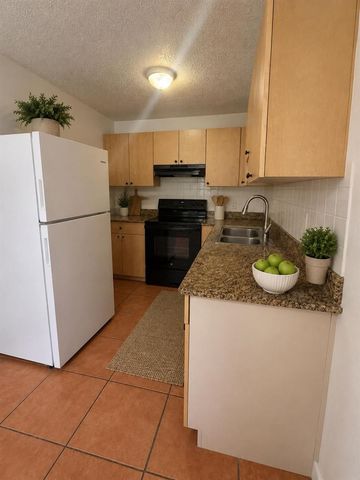 1512 Barton Road A, Lake Worth Beach, FL 33460