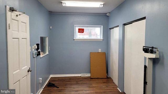 2809 RIVER RD, Camden, NJ 08105