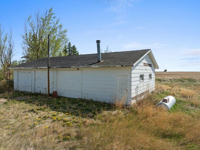 3574 91st St NW, Mohall, ND 58761