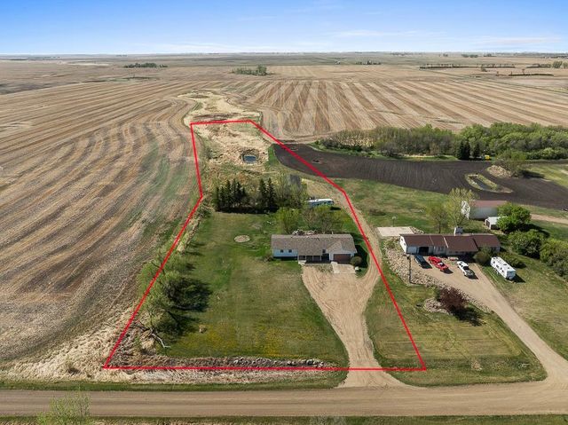 3574 91st St NW, Mohall, ND 58761