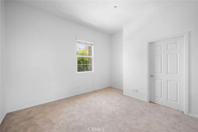 5668 Como, Woodland Hills, CA 91367