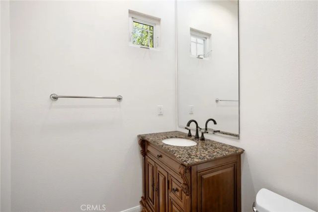 5668 Como, Woodland Hills, CA 91367