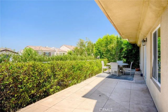 5668 Como, Woodland Hills, CA 91367
