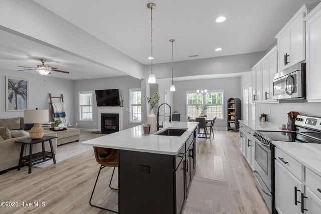 7813 Bristlecone Drive, Wilmington, NC 28411