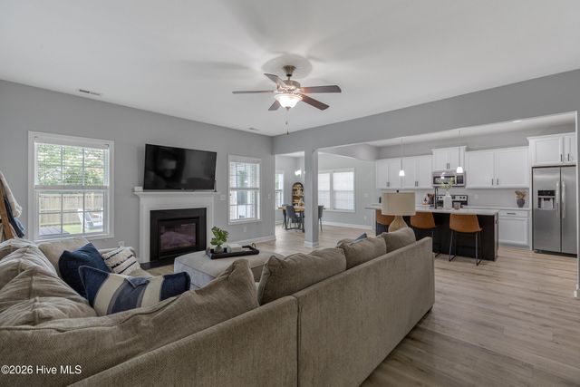 7813 Bristlecone Drive, Wilmington, NC 28411