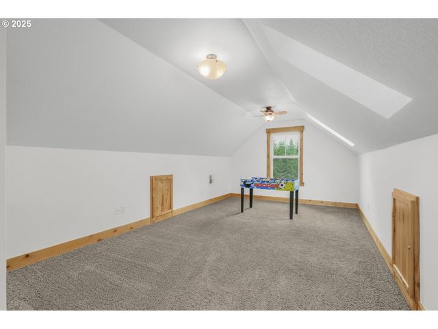 67391 HOLLYWOOD Rd, Deer Island, OR 97054
