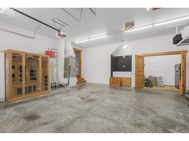 67391 HOLLYWOOD Rd, Deer Island, OR 97054