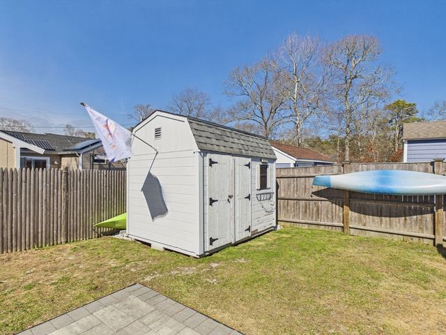 3 Hazel St, Wareham, MA 02571