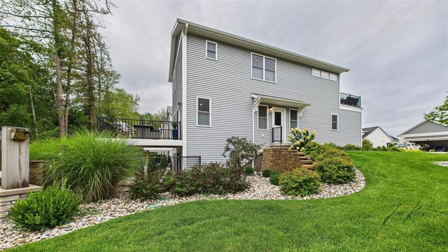 7230 Atwater Drive, Norton Shores, MI 49456