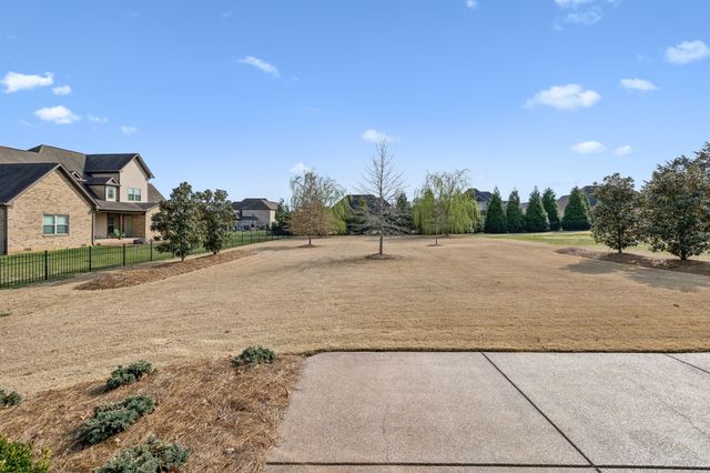 23 Morgan Ln, Lebanon, TN 37087