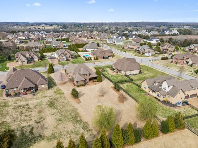 23 Morgan Ln, Lebanon, TN 37087