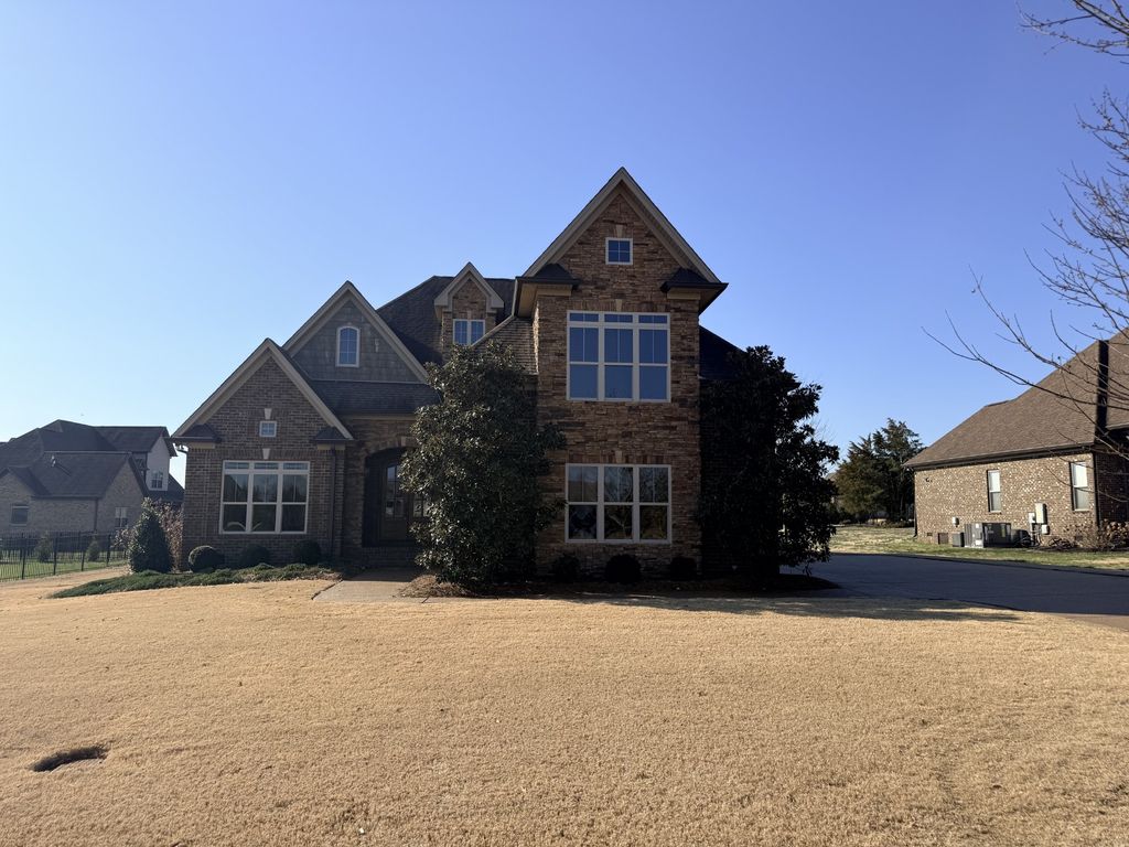 23 Morgan Ln, Lebanon, TN 37087