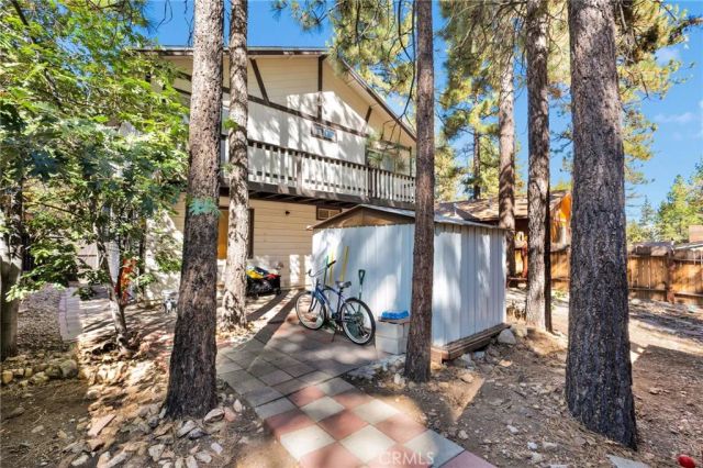 249 Cedar Lane, Sugarloaf, CA 92314