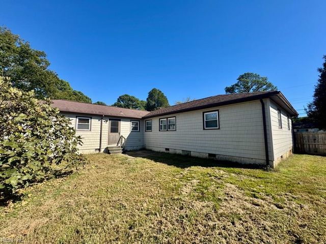1549 Sagewood DR, Virginia Beach, VA 23455
