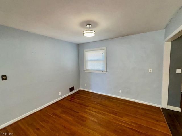 1549 Sagewood DR, Virginia Beach, VA 23455