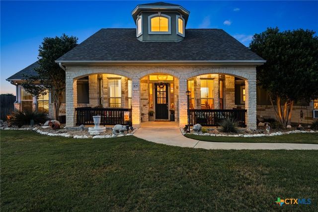 105 E Doucet Cove, Hutto, TX 78634