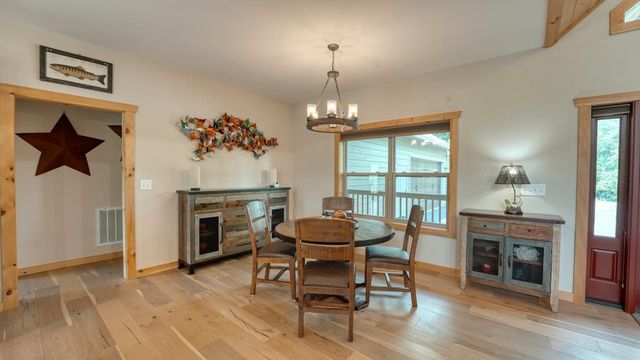 38 Edgewater Lane, Blairsville, GA 30512