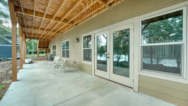 38 Edgewater Lane, Blairsville, GA 30512