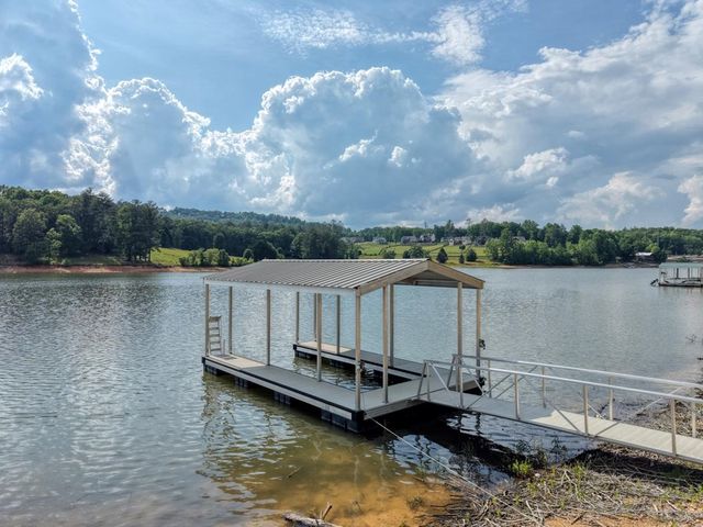 38 Edgewater Lane, Blairsville, GA 30512