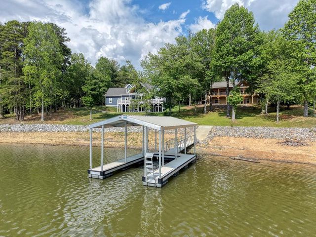 38 Edgewater Lane, Blairsville, GA 30512