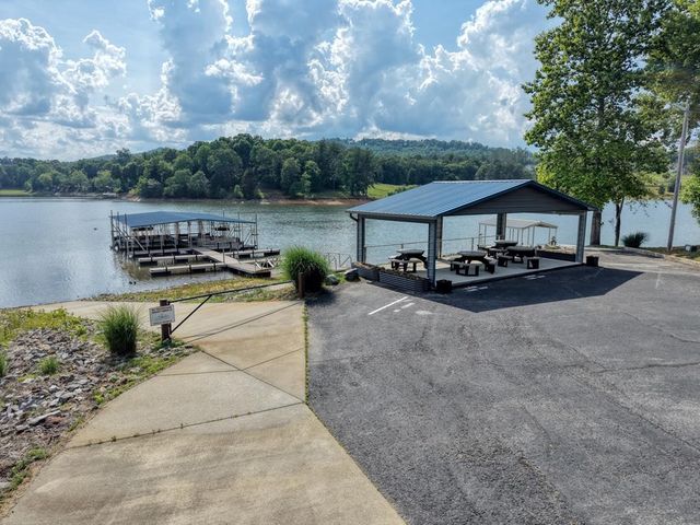 38 Edgewater Lane, Blairsville, GA 30512