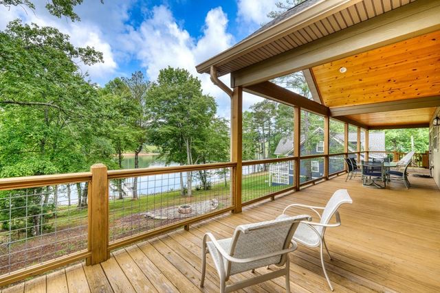 38 Edgewater Lane, Blairsville, GA 30512