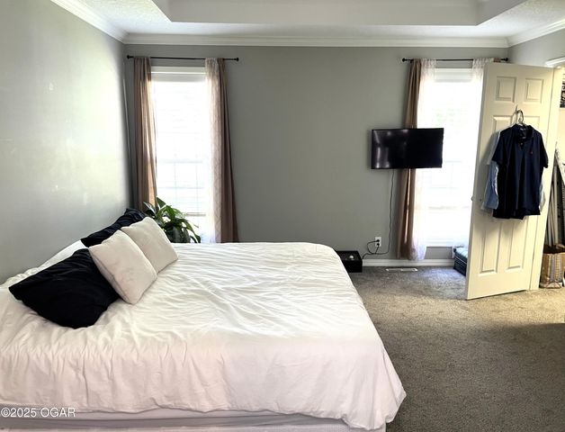 1901 E Sadie Lane, Joplin, MO 64801