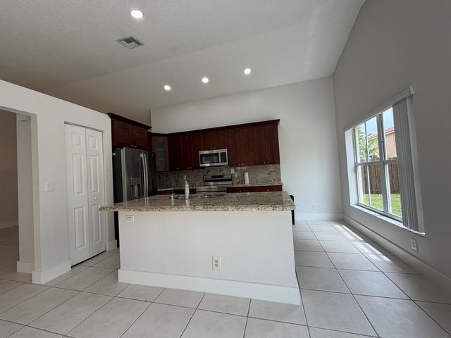 3386 Treasure Lane, Margate, FL 33063