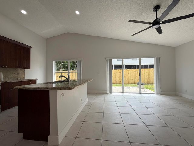 3386 Treasure Lane, Margate, FL 33063