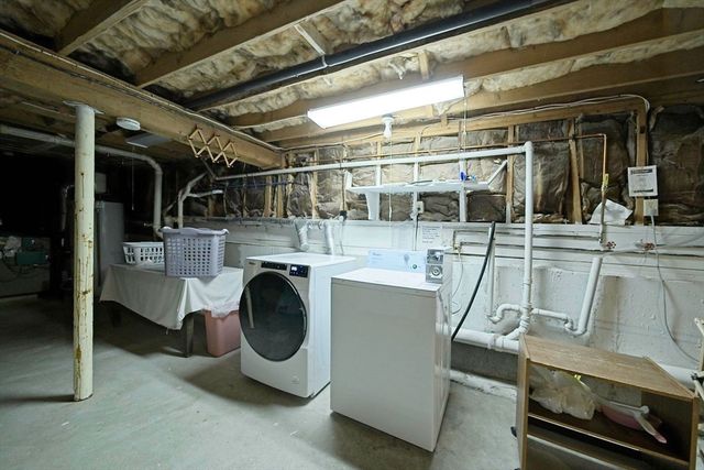 165-R Chestnut St 2, Foxboro, MA 02035