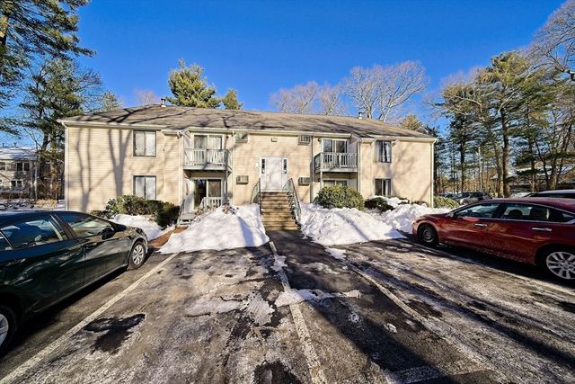 165-R Chestnut St 2, Foxboro, MA 02035