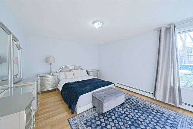 165-R Chestnut St 2, Foxboro, MA 02035