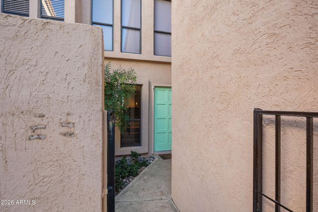 1920 E MARYLAND Avenue 31, Phoenix, AZ 85016