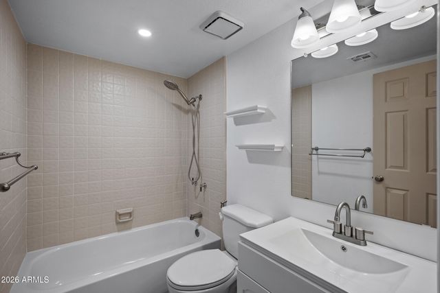 1920 E MARYLAND Avenue 31, Phoenix, AZ 85016