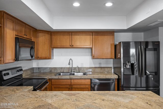 1920 E MARYLAND Avenue 31, Phoenix, AZ 85016