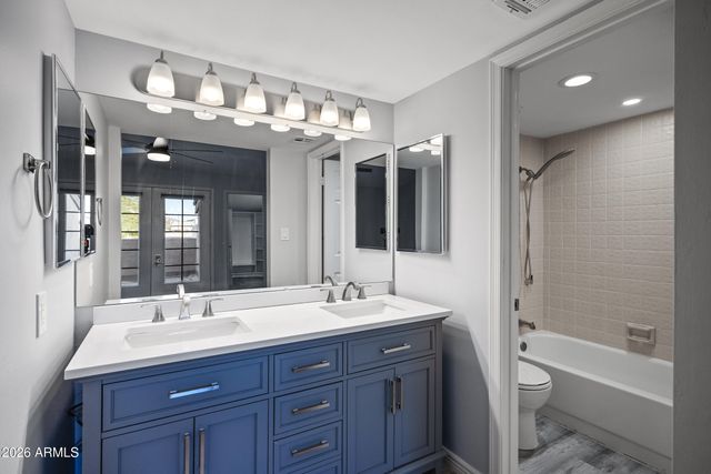 1920 E MARYLAND Avenue 31, Phoenix, AZ 85016