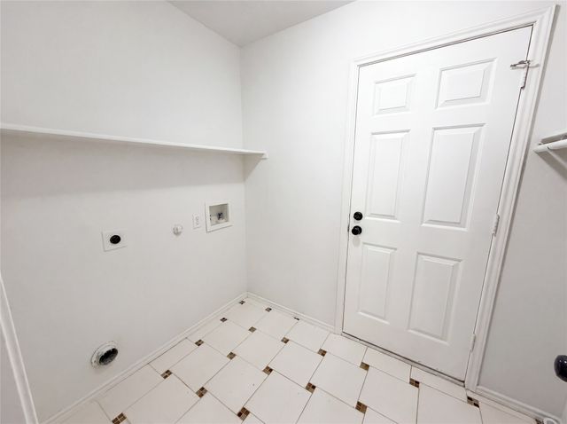 111 Forest Park Lane, Red Oak, TX 75154