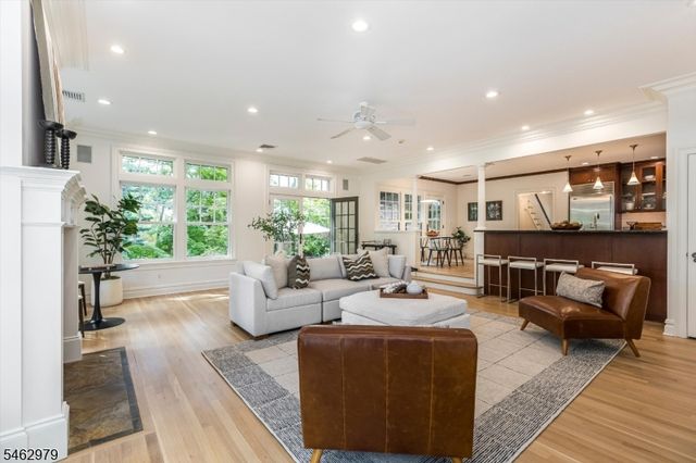 121 Christopher St, Montclair Twp., NJ 07042