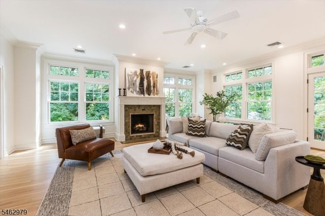 121 Christopher St, Montclair Twp., NJ 07042
