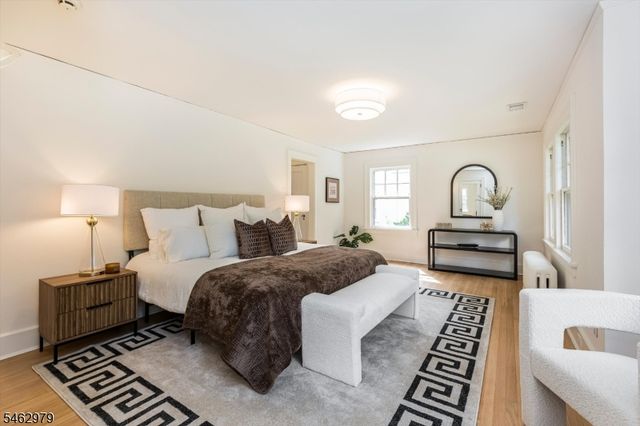 121 Christopher St, Montclair Twp., NJ 07042