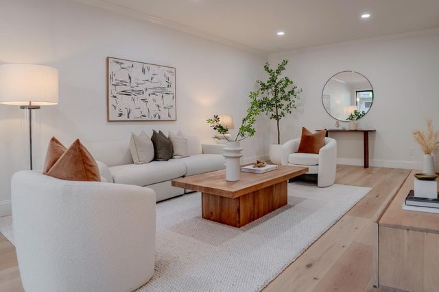 22330 Homestead Road 116, Cupertino, CA 95014