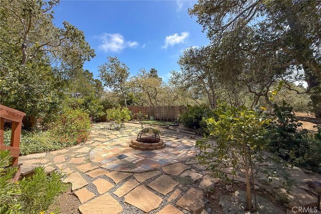 1951 Pierce Avenue, Cambria, CA 93428