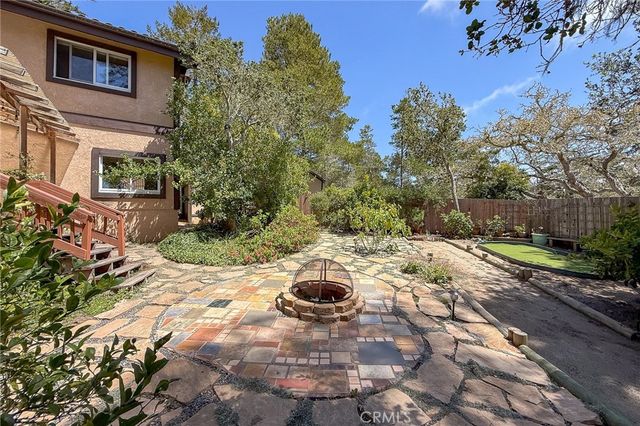 1951 Pierce Avenue, Cambria, CA 93428