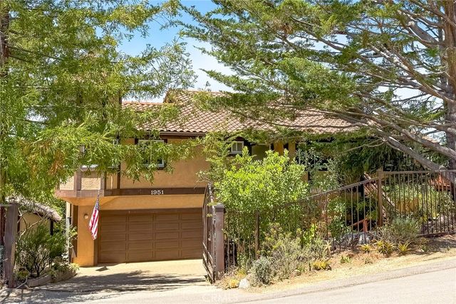1951 Pierce Avenue, Cambria, CA 93428