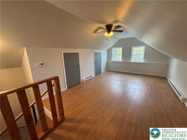 654 Youngs Hill Road, Plainfield Twp, PA 18040