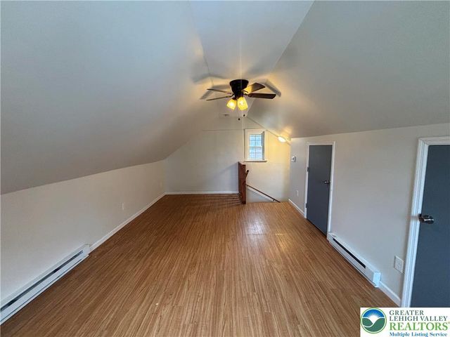 654 Youngs Hill Road, Plainfield Twp, PA 18040