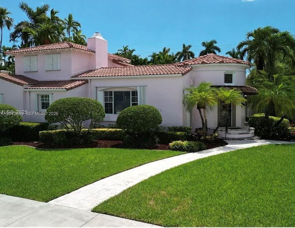 1056 Harrison Street, Hollywood, FL 33019