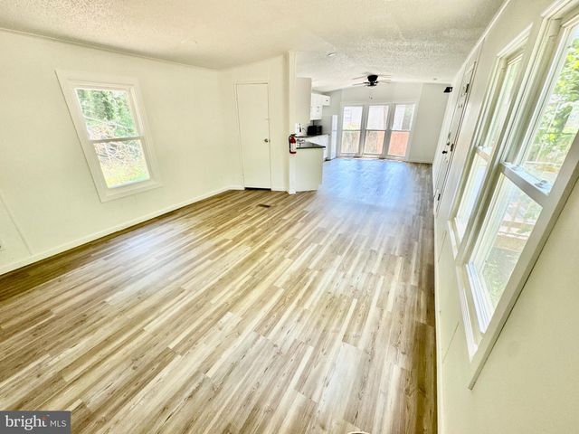448 EVERGREEN RD, Millville, NJ 08332
