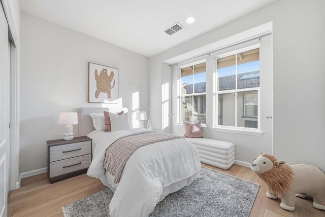 214 Peppermint Tree Terrace 1, Sunnyvale, CA 94086